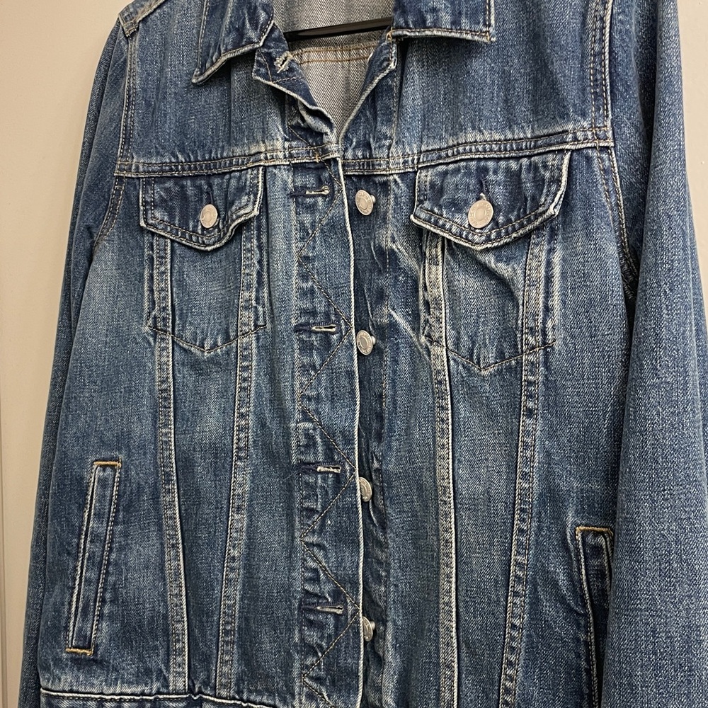 GAP Jean Jacket - Picture 4 of 6